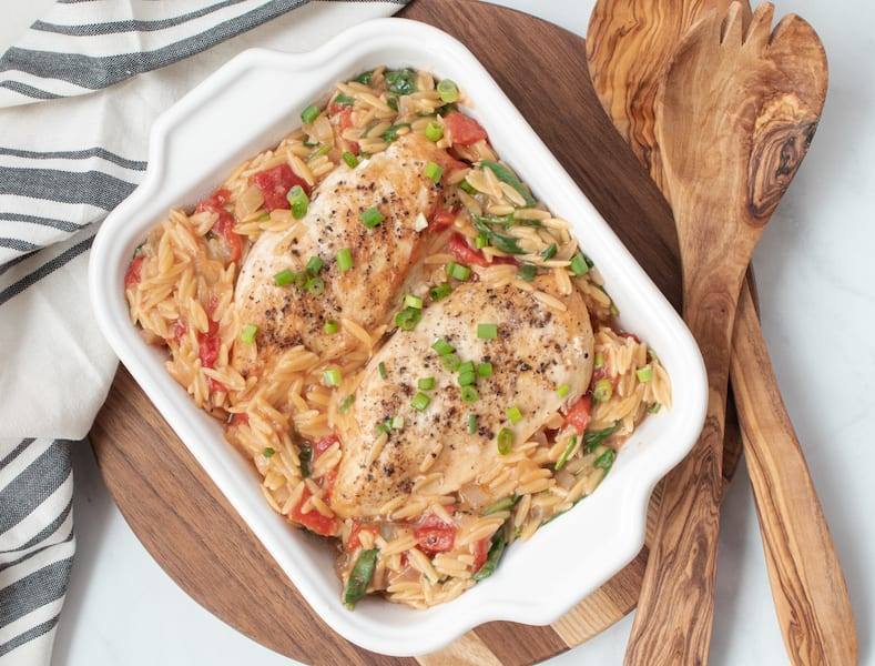 Spinach and Tomato Orzo Chicken Skillet Meal Prep