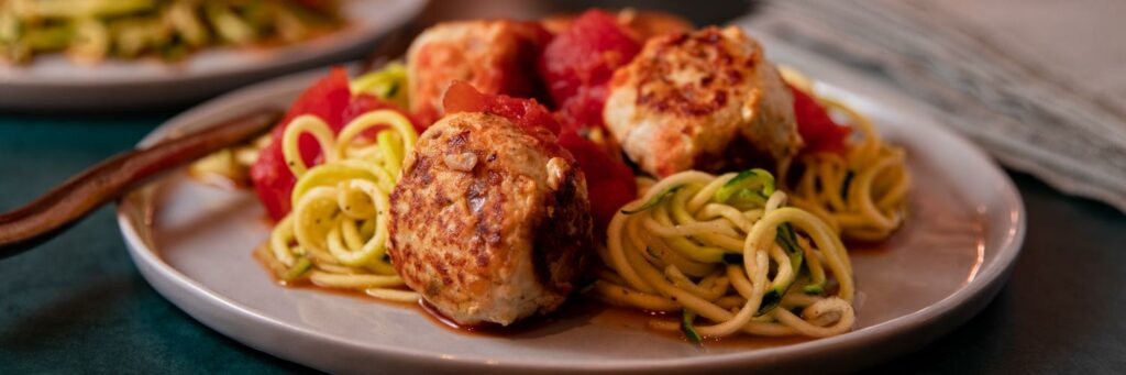 Apple-Turkey-Meatballs-with-Zucchini-Noodles