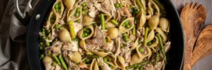 Creamy-Chicken-Pasta-with-Peas-and-Asparagus